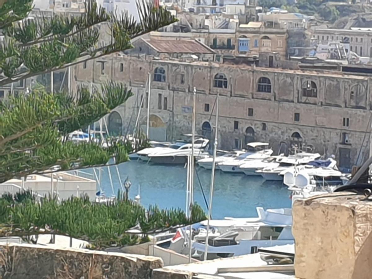Tifkira Villa Birgu Exteriör bild
